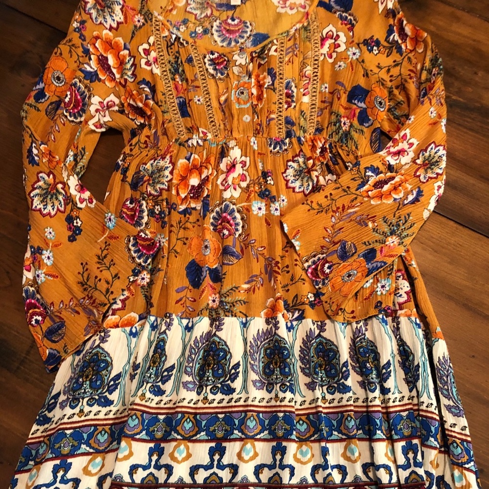 Super cute and comfy Altar’d State tunic/dress